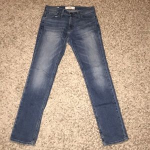 Men’s Hollister jeans